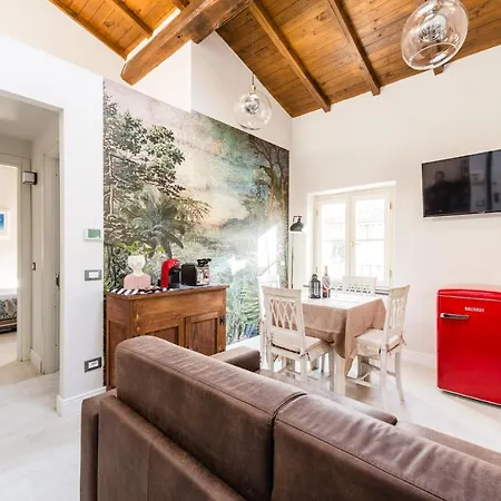 Gli Specchi - Steps To The Walls - 2 Smarttv *